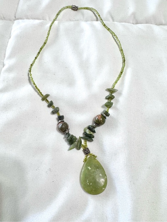 Jewelry - 3/$8 Jade Teardrop Pendant Necklace